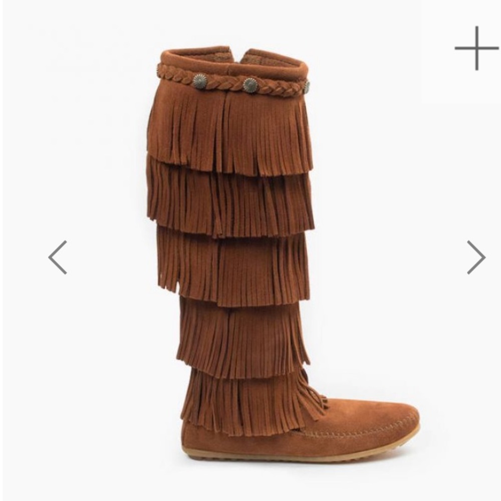 Minnetonka Moccasins 5 Layer Fringe Boots